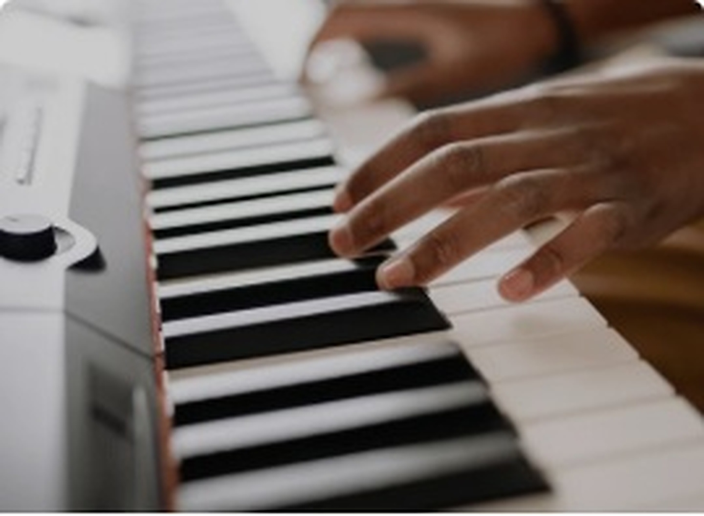 Piano — Jóvenes y Adultos